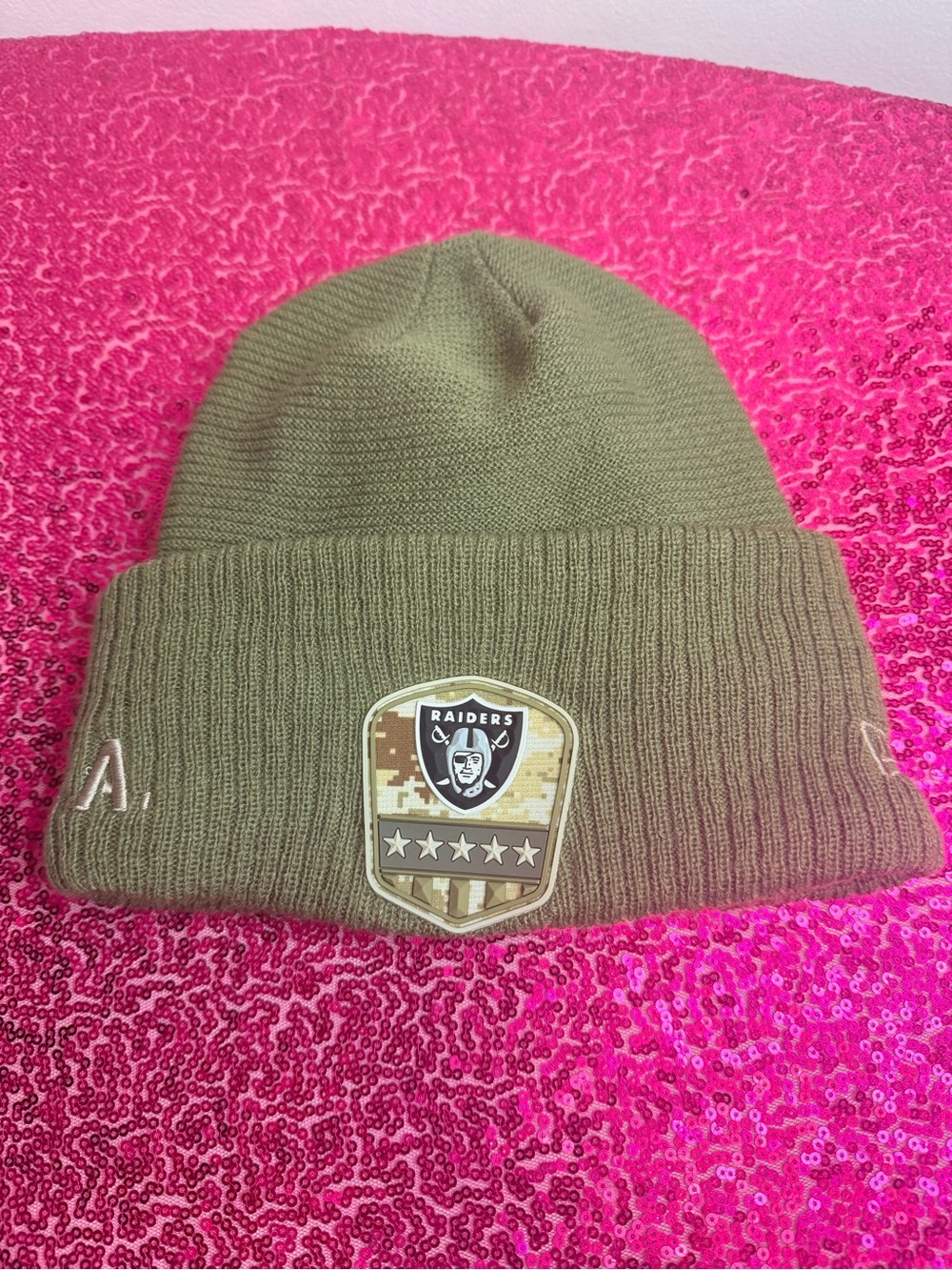 NFL Olive Green Ribbed Cuffed Beanie with Raiders Patch